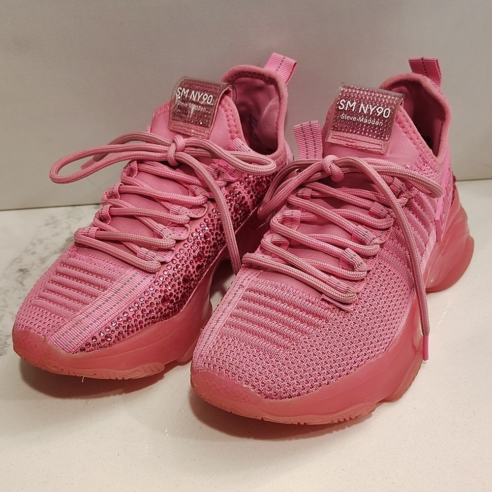 Steve Madden Hot Pink Sparkle Maxima Sneakers Size 6 Stretch